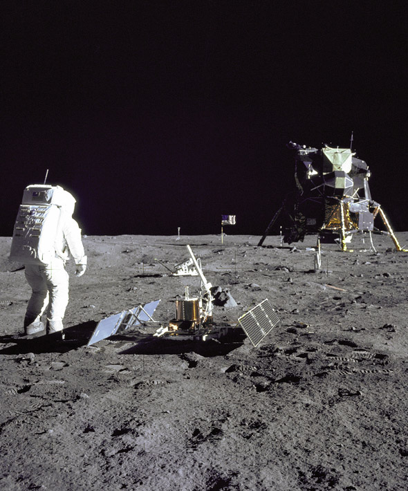 Le mois du doc MOONWALK ONE