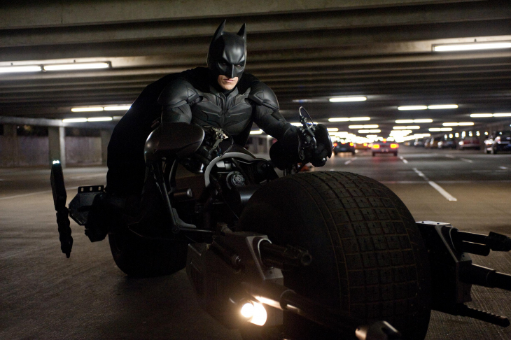 Batman sur sa moto 