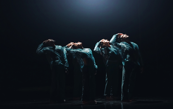 4 danseurs sur scène