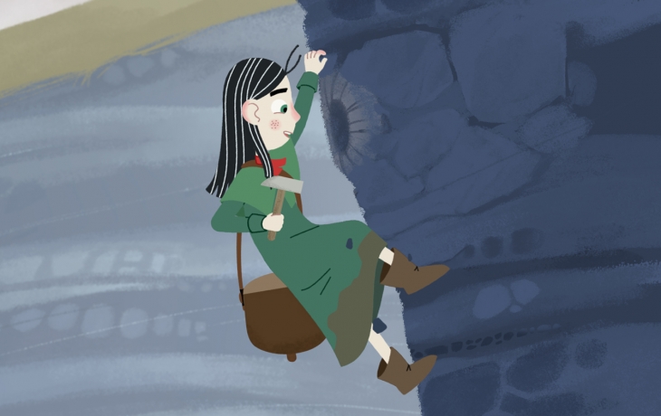 Mary Anning escalade une falaise et creuse à coup de marteau dans un trou sur la falaise. 