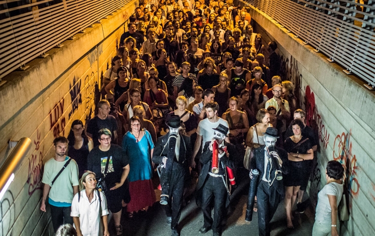 Foule dans une rue