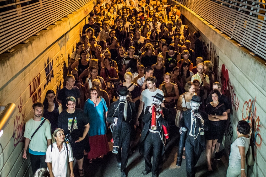 Foule dans une rue