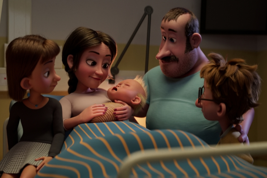 Famille réunie autour du lit de maternité 
