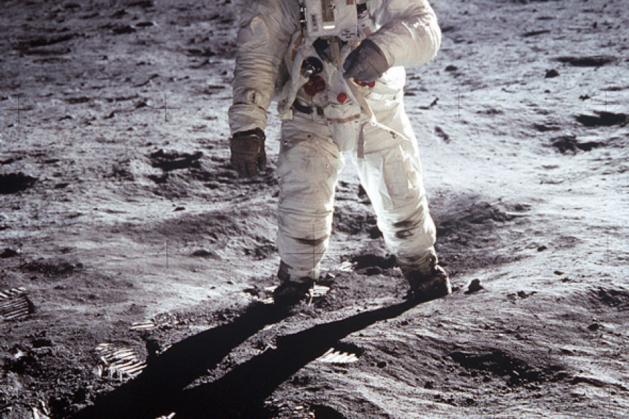 Le mois du doc MOONWALK ONE